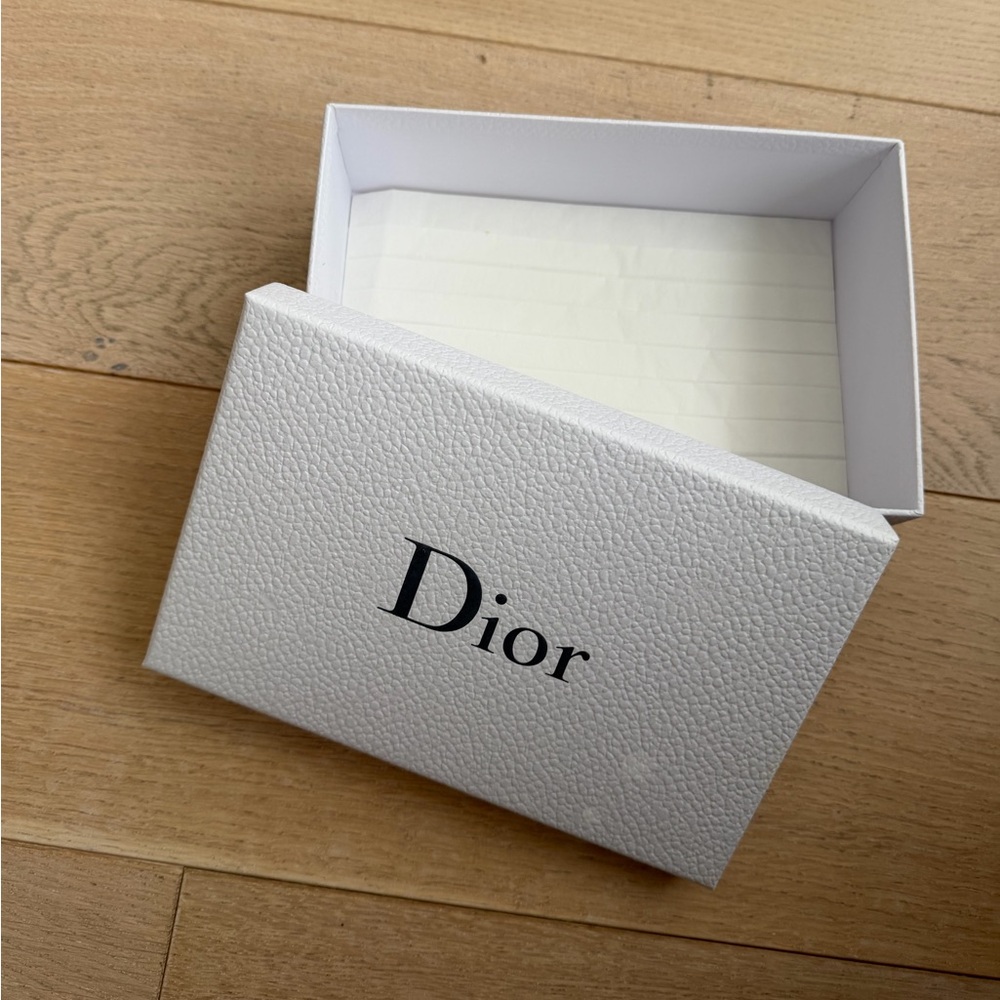 Dior Box - Picture 2 of 4